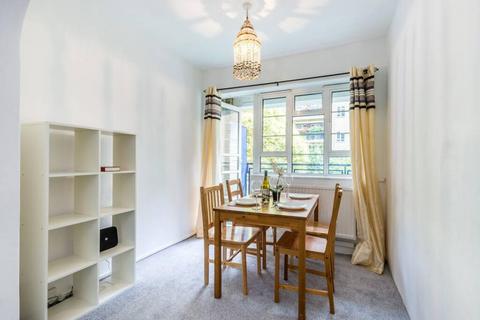 3 bedroom flat to rent, Church Street, London, NW8