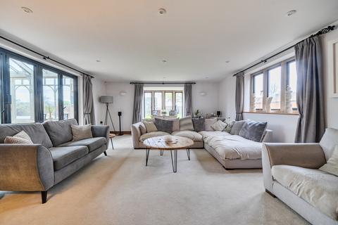 undefined, Beacon Lane, Stonehouse, GL10