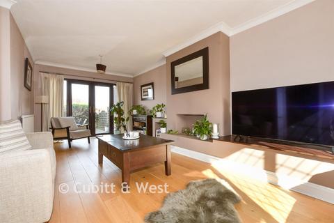 4 bedroom semi-detached house for sale, Carew Close, Coulsdon, Surrey