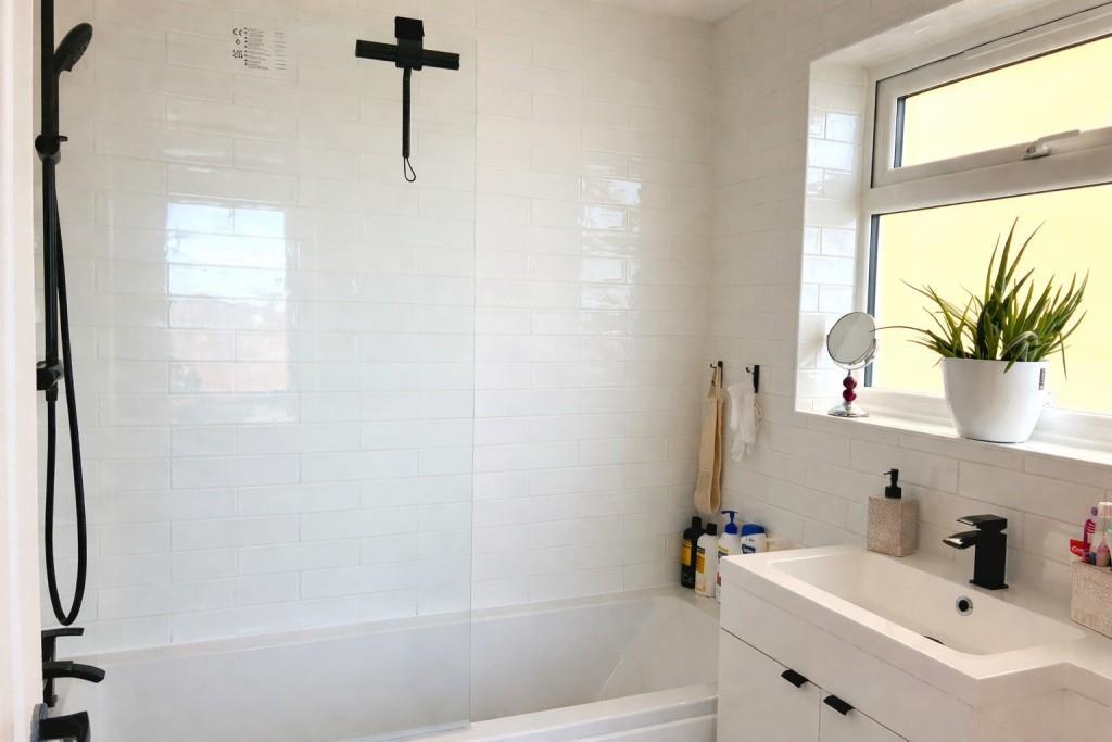 Bathroom (1).jpeg