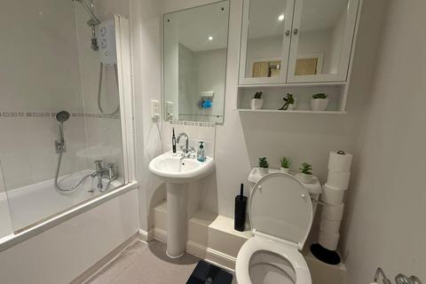 1 bedroom flat to rent, Magdalene Gardens, London