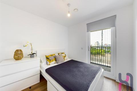 2 bedroom flat for sale, The Gateway, 15 Trafford Road, Salford, M5