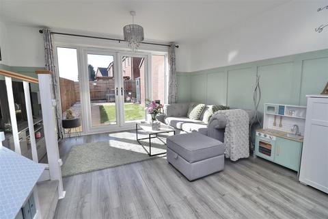 2 bedroom semi-detached house for sale, Johnson Drive, Pocklington, York