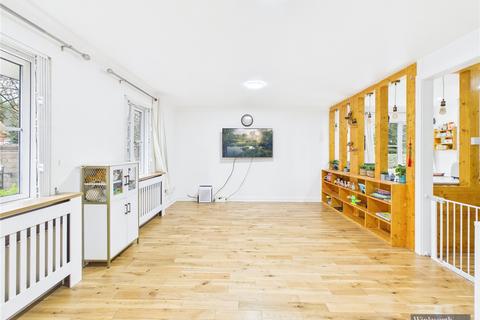 2 bedroom apartment for sale, Sheepcote Road, Harrow, Middx, HA1
