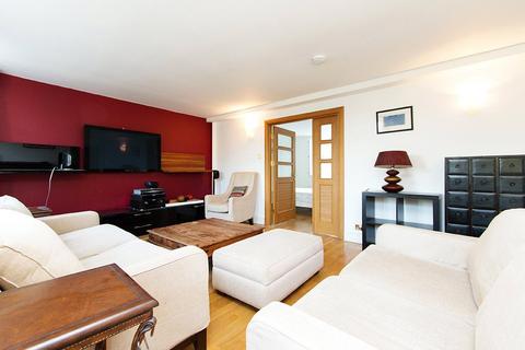 3 bedroom apartment to rent, Tyers Gate, London, SE1