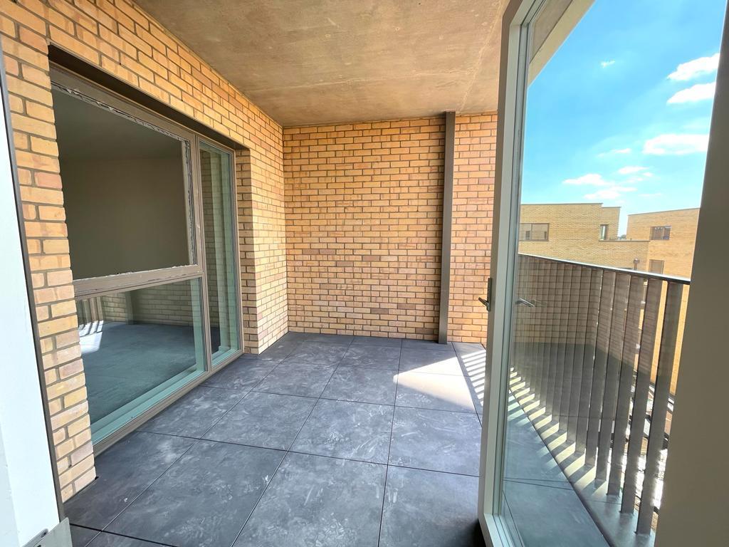 Balcony Pic2.jpg
