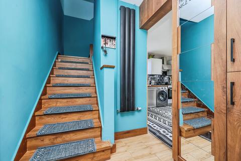 3 bedroom semi-detached house for sale, Edale Square, Ilkeston, DE7
