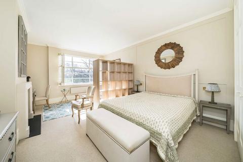 undefined, Clapham Common North Side, London SW4