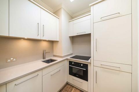 undefined, Clapham Common North Side, London SW4