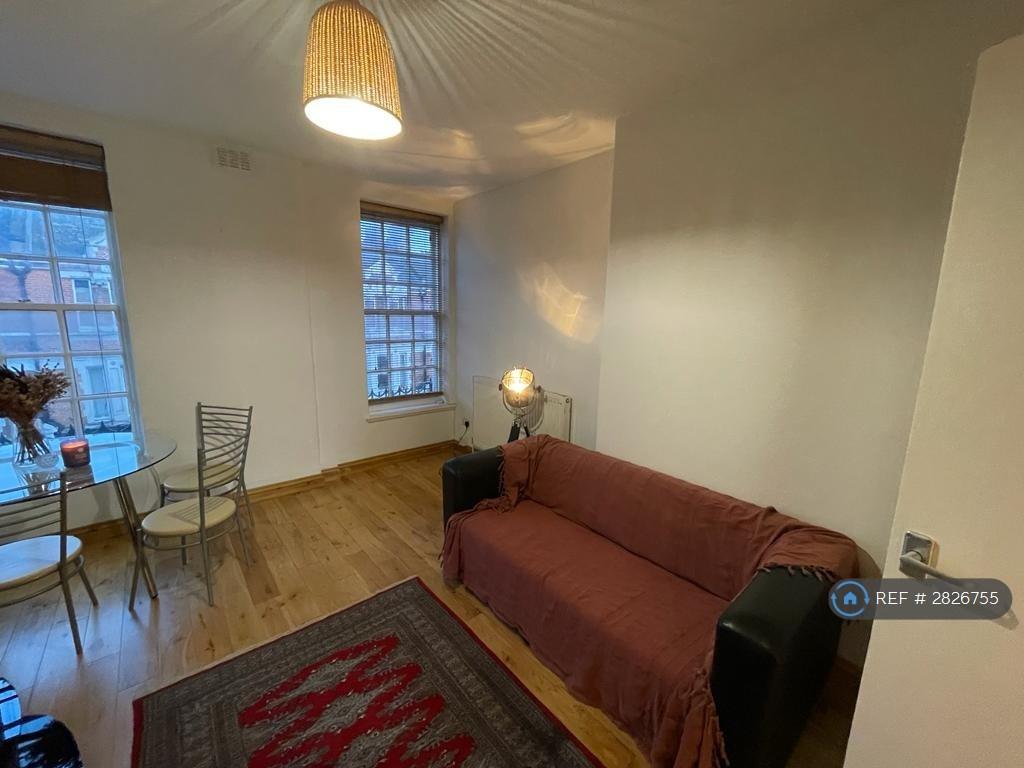 Living Room (1)
