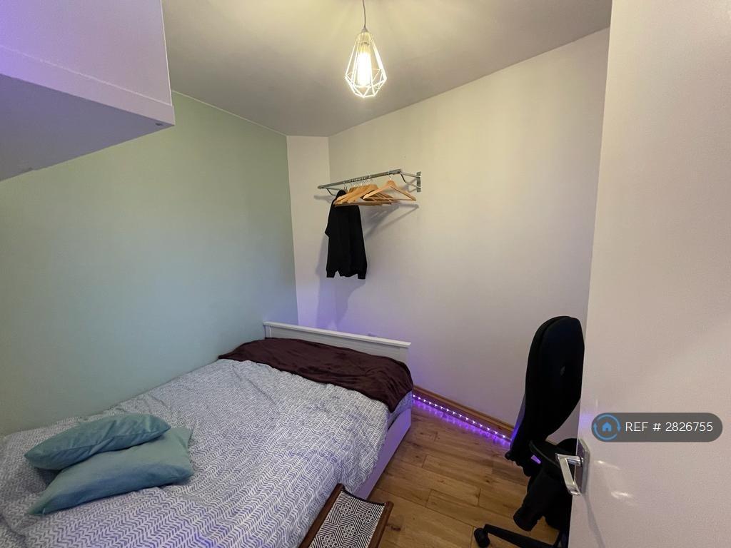 Double Bedroom 2