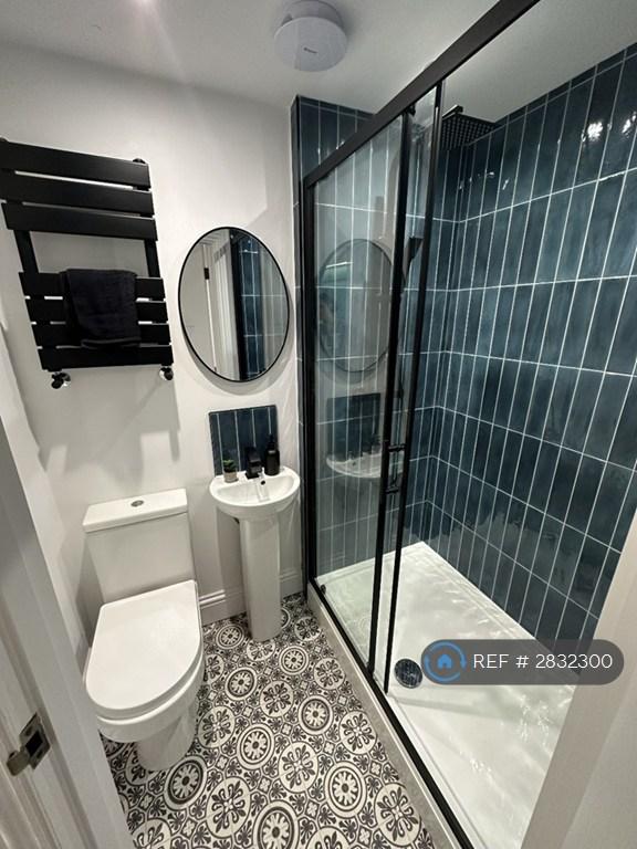 Studio 4 En-Suite