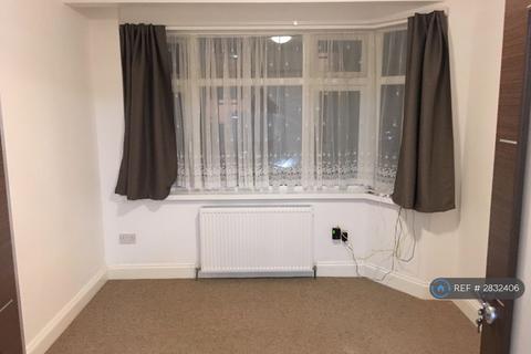 undefined, Sheringham Avenue, Feltham, TW13