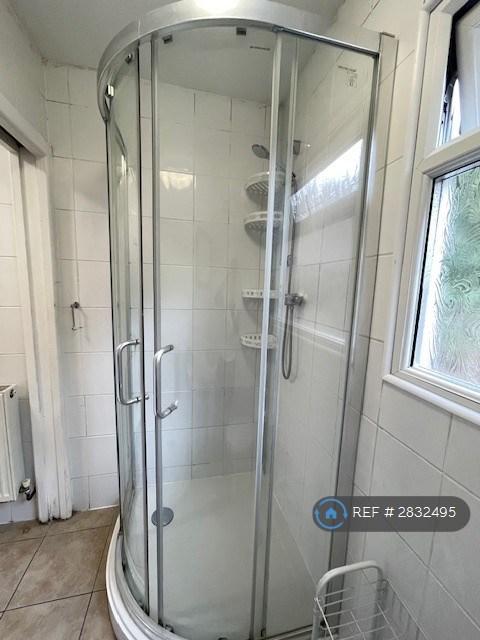 1st Shower Room