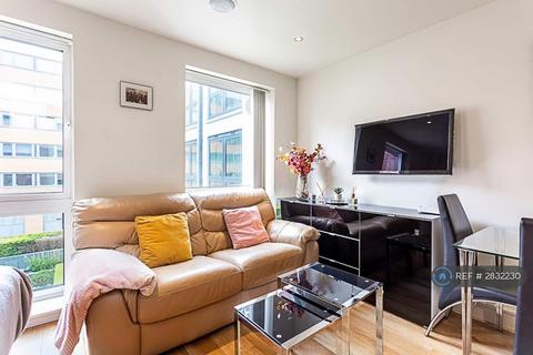 Studio to rent, Counter House, London, SW6