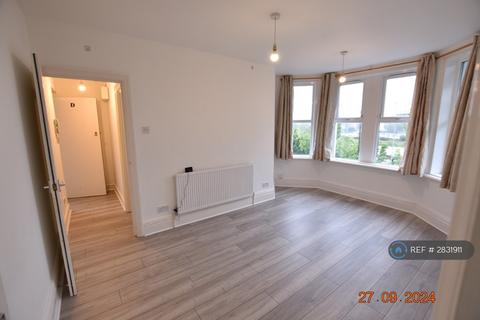 undefined, Crescent Road, Luton, LU2