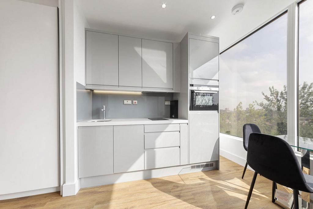 Apartment in London - View 4