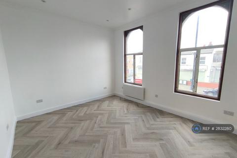 2 bedroom flat to rent, Barking Road, London, E13