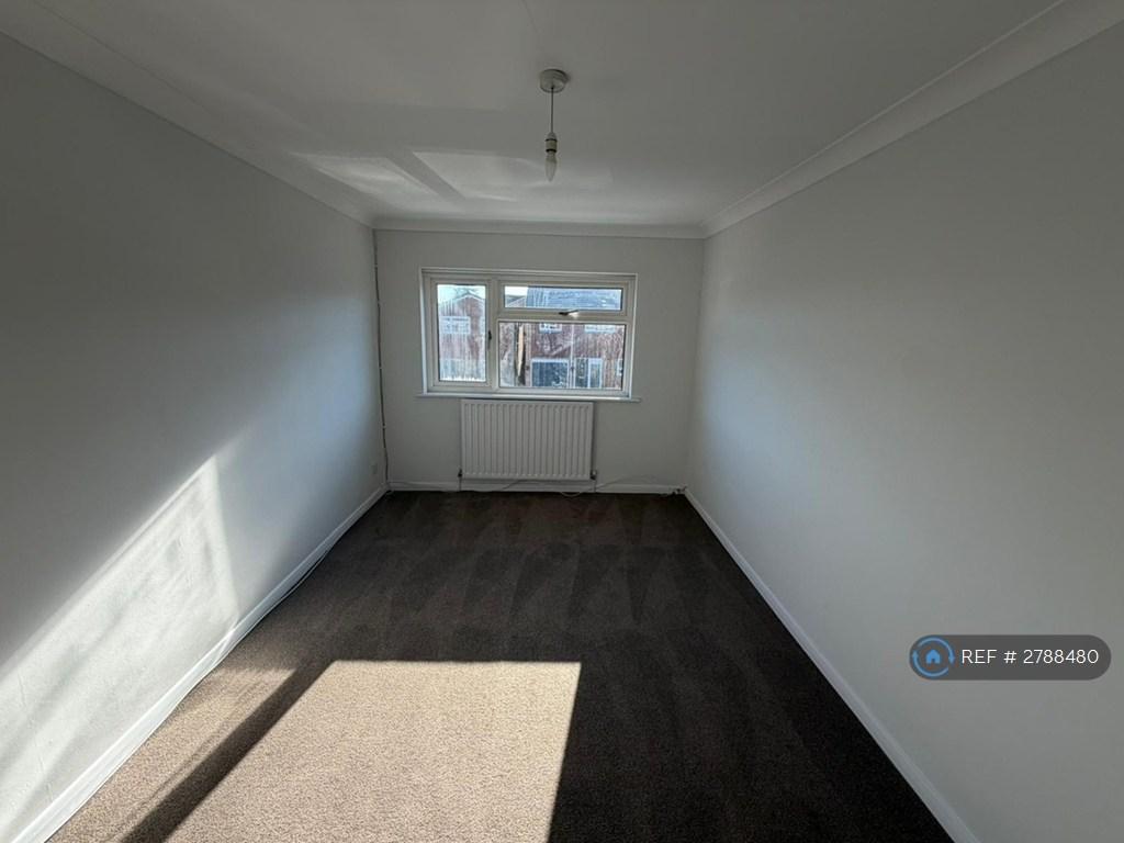 2nd Bedroom