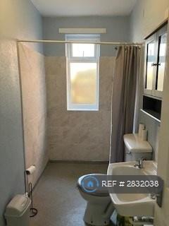 Ground Floor Wet Room