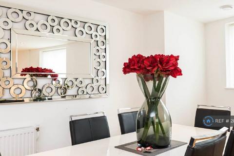 undefined, Empire Reach, London, SE10