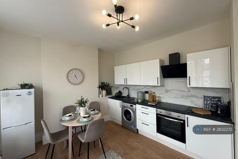 undefined, First Floor, London, SE13