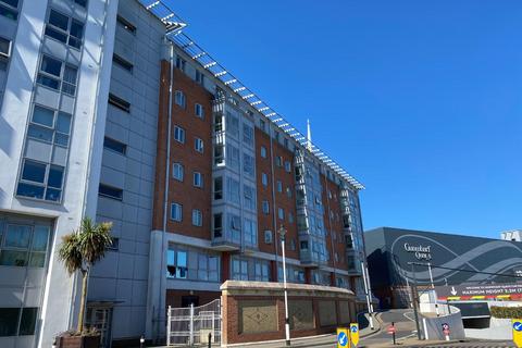 2 bedroom flat to rent, The Round House, Gunwharf Quays, Portsmouth