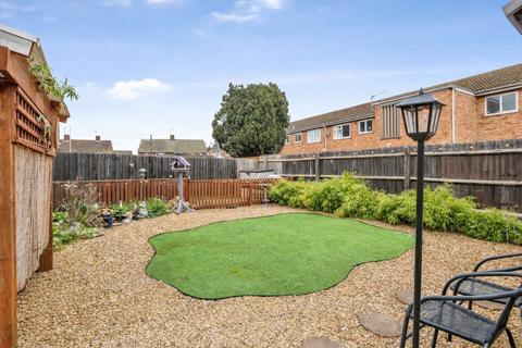 2 bedroom semi-detached house for sale, Shaw Close, Pershore, WR10