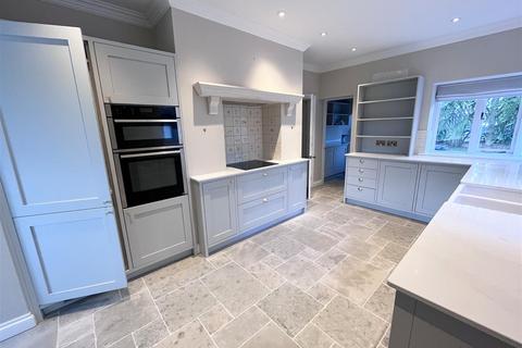 undefined, Chelford Road, Henbury, Macclesfield
