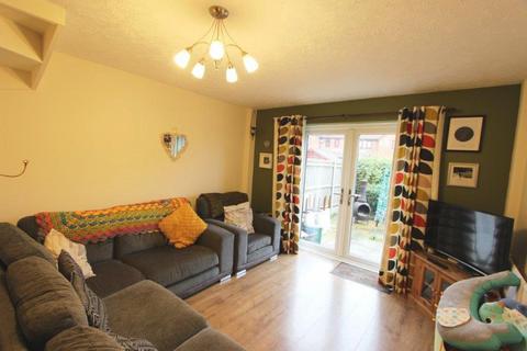 2 bedroom house to rent, Hancocks Field, Deal, CT14