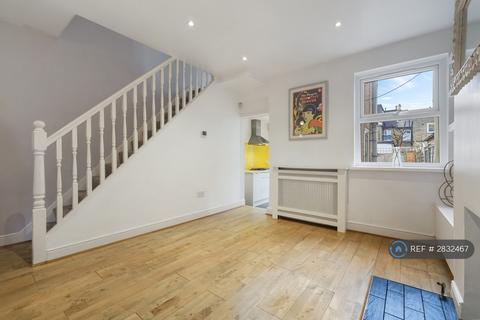 undefined, Millais Road, Enfield, EN1
