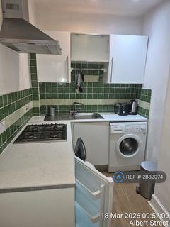 undefined, Albert St, Edinburgh, EH7
