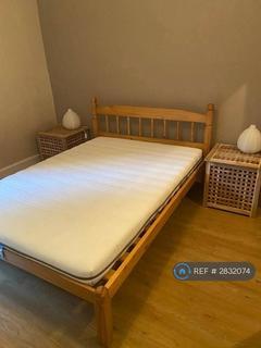 undefined, Albert St, Edinburgh, EH7