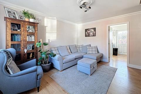 2 bedroom house for sale, Station Court, Railway Street, Hornsea