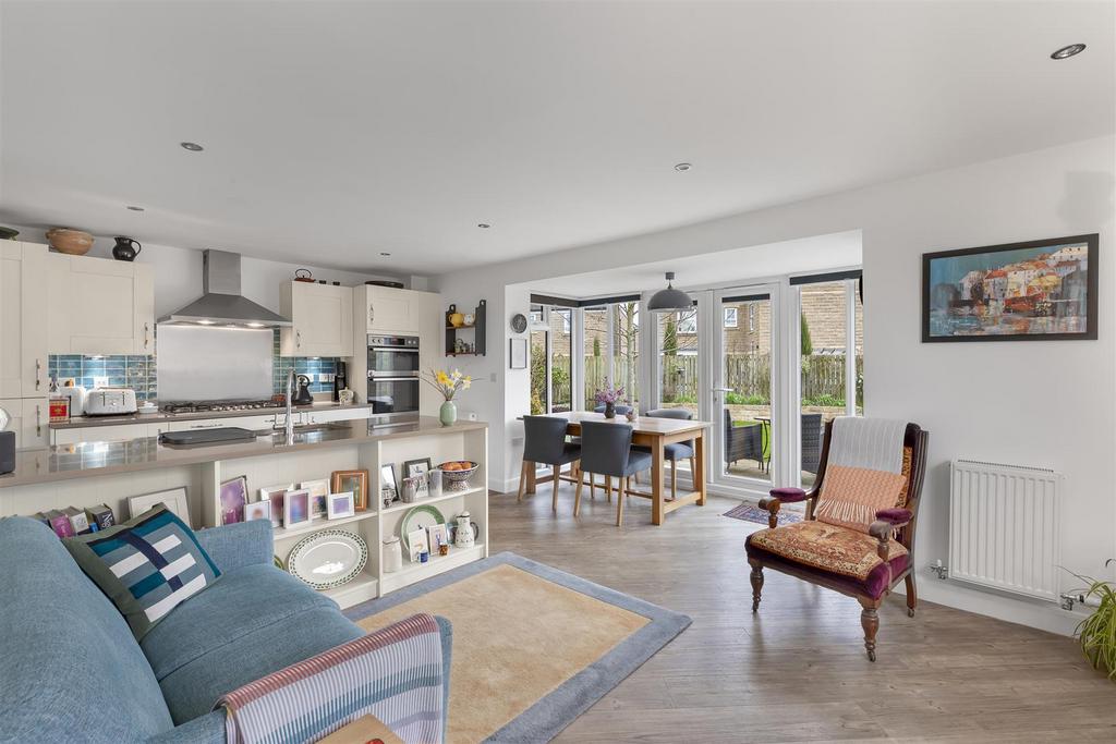Living &amp; Dining Kitchen