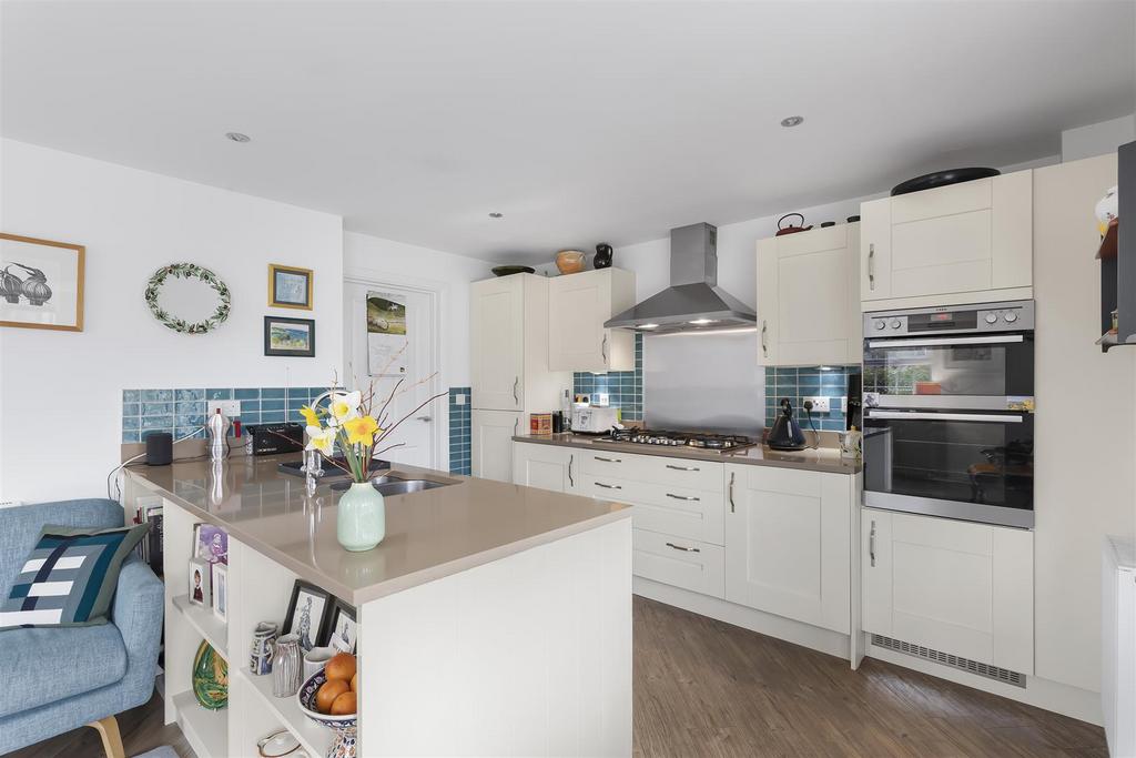 Living &amp; Dining Kitchen