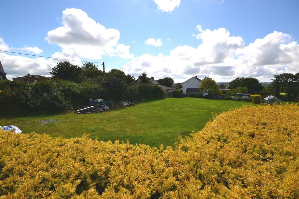 Llandissilio, Clynderwen Plot £90,000