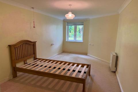 undefined, Stafford Road, Caterham, CR3