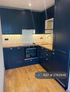 1 bedroom in a flat share to rent, Brixton, London, SW2