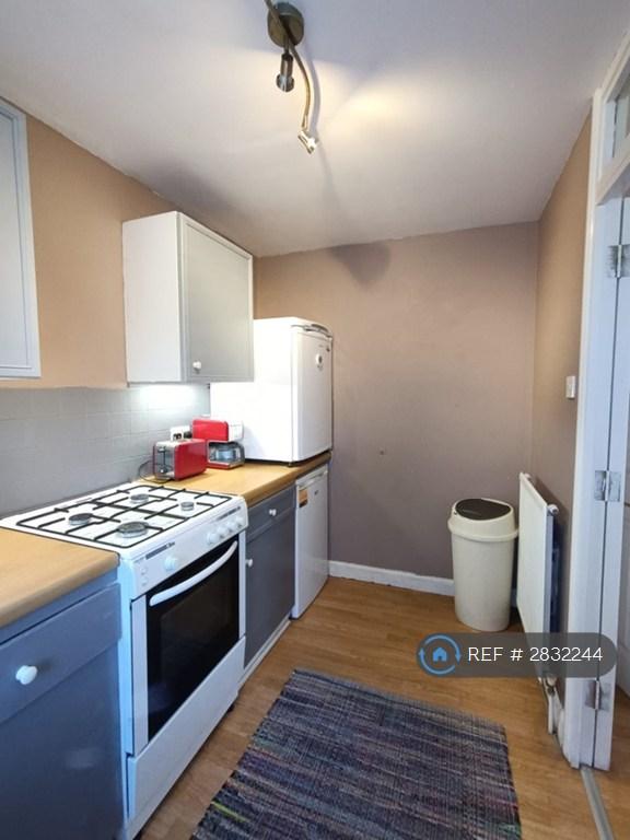 Kitchen 3