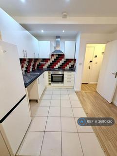 1 bedroom flat to rent, Station Parade, Barking, IG11
