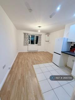 1 bedroom flat to rent, Station Parade, Barking, IG11
