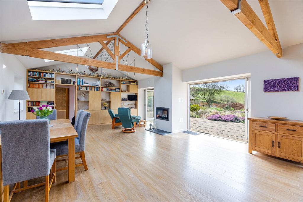Open Plan Reception