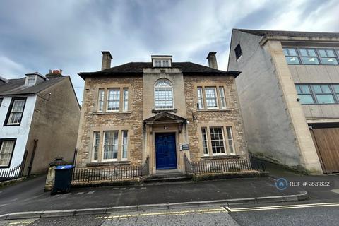 undefined, St Mary St, Chippenham, SN15