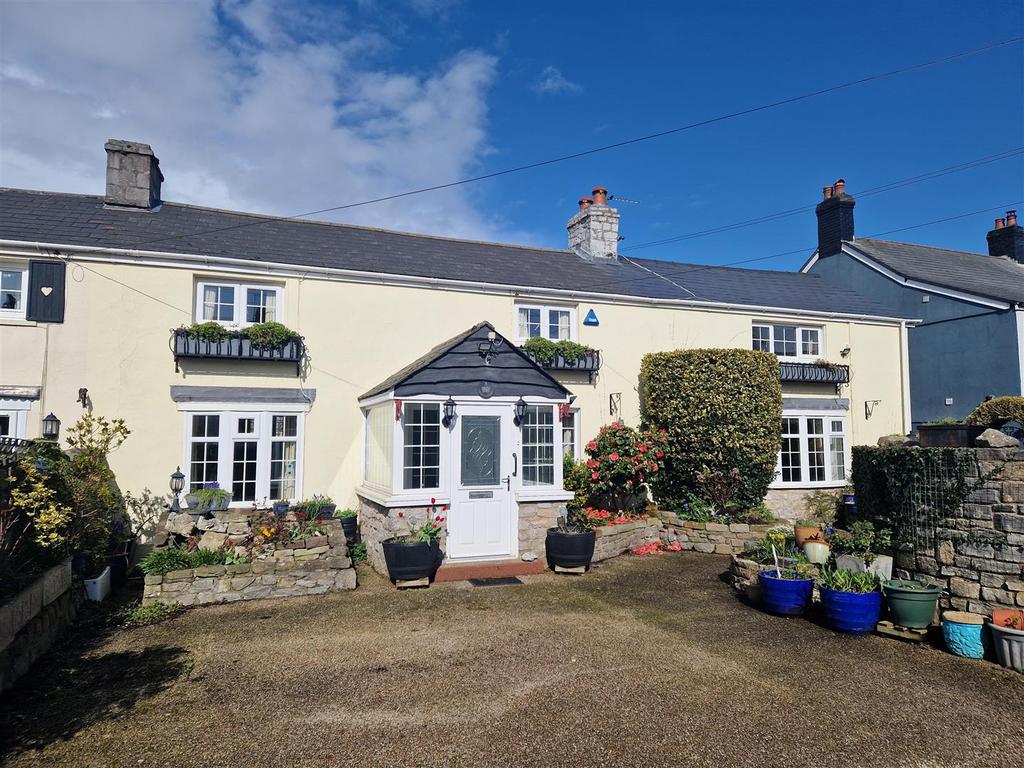 Lias cottages.jpg