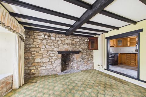2 bedroom end of terrace house for sale, Lias Cottages, Porthcawl CF36