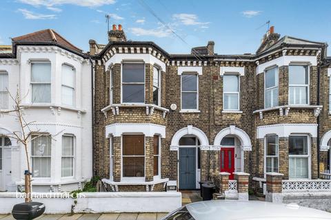 3 bedroom terraced house for sale, Graveney Road, London