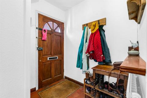 3 bedroom semi-detached house for sale, Bridge Road, Welwyn Garden City
