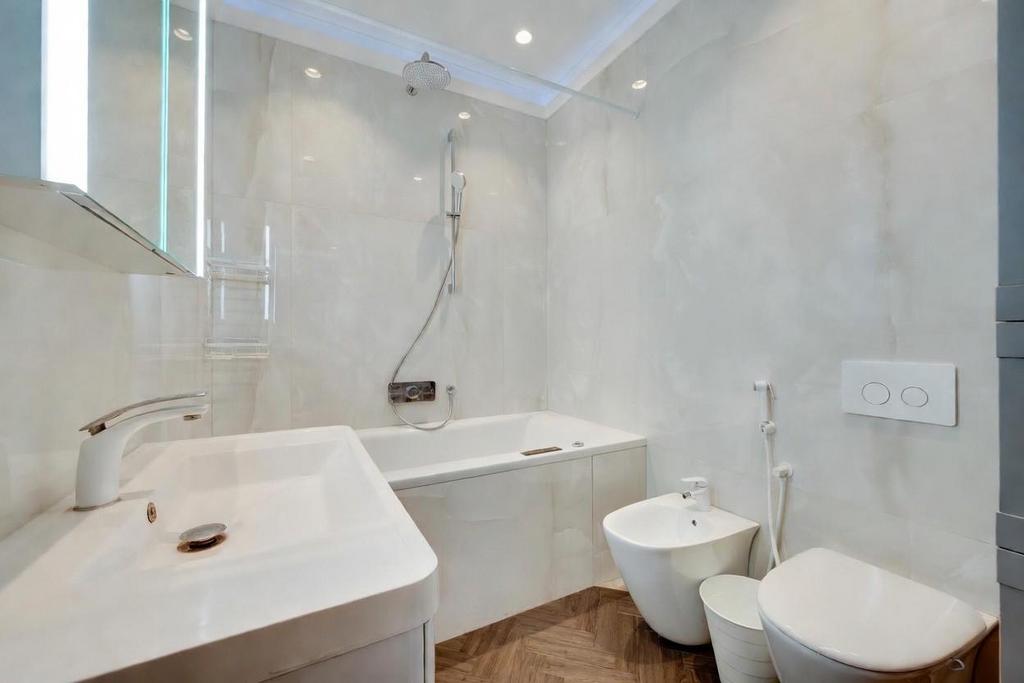 Bath 2.jpg