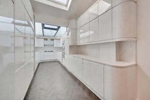 undefined, Belton Road, London